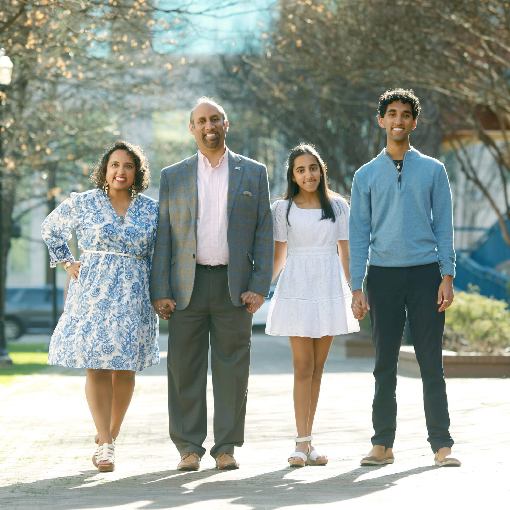 erincobb-139-20250325-sixteen-by-twenty